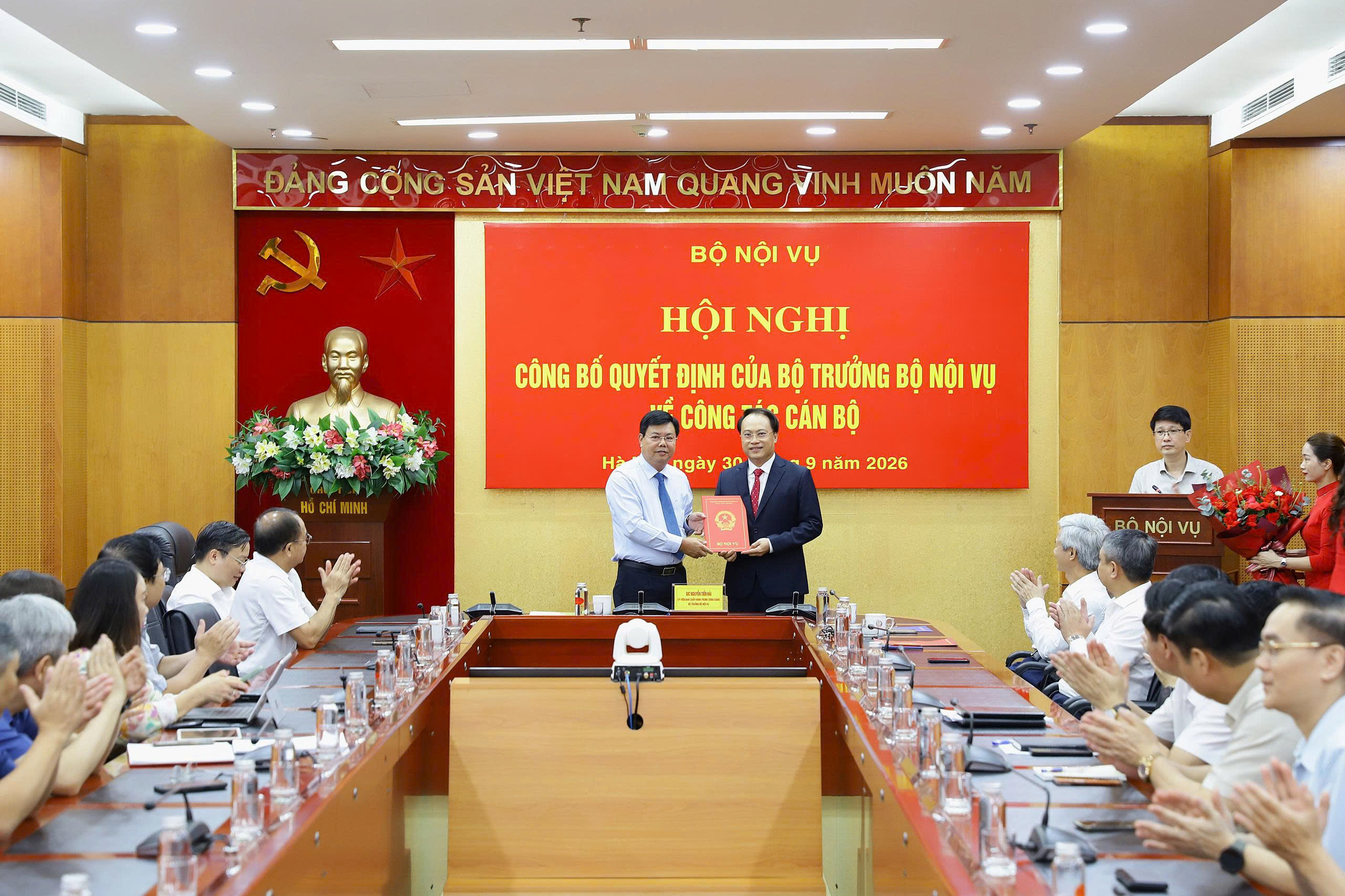 Đồng chí Hà Tiến Thăng, Phó Giám đốc Sở Nội vụ Hưng Yên được bổ nhiệm Cục trưởng Cục Việc làm