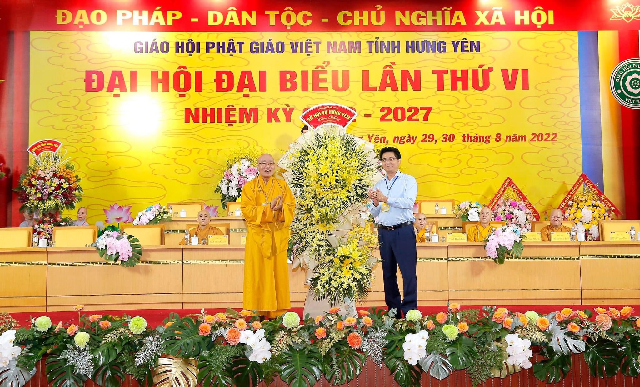   Sở Nội vụ tham dự và chúc mừng Đại hội đại biểu Phật giáo tỉnh Hưng Yên lần thứ VI, nhiệm kỳ 2022-2027